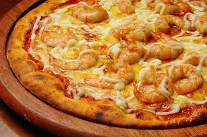 pizza de camarao